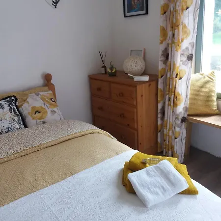 بيت للعطل Charming Secluded French Country Cottage Villechien